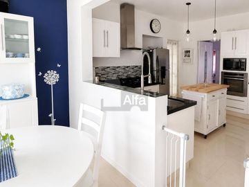 Casa en Venta con el mejor gusto en diseño y acabados, Cumbres del Lago Juriquilla