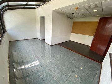 OFICINA EN VENTA JARDINES DEL PEDREGAL