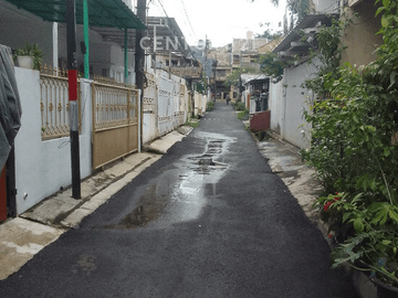 Rumah Di Pondok Kelapa Cocok Untuk Tempat Tinggal Atau Kost S9476