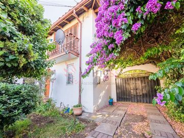 Casa en Venta en Gerónimo Alderete / Pdte. Kennedy - Acogedora Casa Familiar