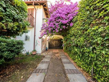 Casa en Venta en Gerónimo Alderete / Pdte. Kennedy - Acogedora Casa Familiar