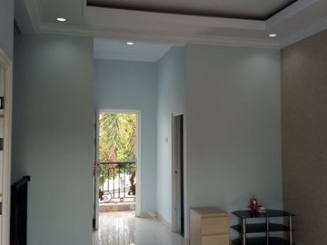 Rumah 2 lantai non komplek di depok 2