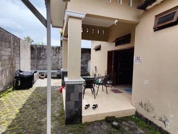 Rumah Dengan Halaman Luas Siap Huni Dekat Jolie Wirobrajan