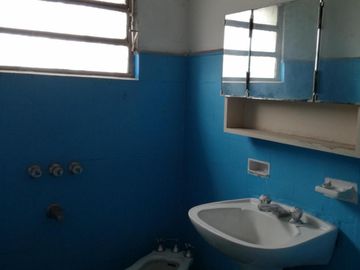 Excelente propiedad en esquina ideal varios destinos