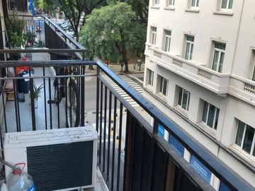 Esmeralda y Santa Fe - 2 amb. Apto - Frente c/Balcón
