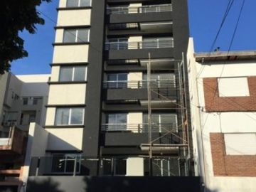 Monoambiente A Estrenar. Al contrafrente con balcÃ³n  y baÃ±o completo. Detalles de categorÃ­a!