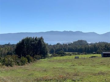 Pucon-Los Riscos- Parcela con vista al lago y volcan