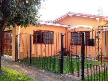Chalet en venta en Barrio Parque
