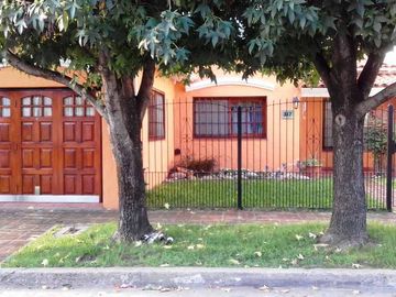 Chalet en venta en Barrio Parque