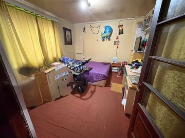 Terreno en venta con 2 casas en Punta Arenas