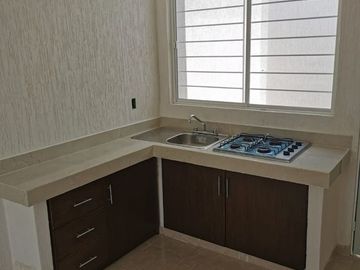 CASAS EN VENTA EN IXTAPA CERCA DEL CUC