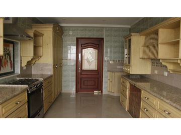 Apartamento en Venta y Arriendo La Tomatera Medellín