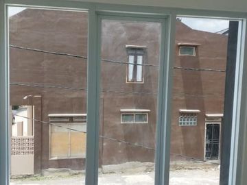Rumah murah siap huni 2 lantai di Buahbatu