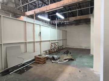 Harga Termurah Rumah Cafe  Workshop 636m Di Jakarta Timur