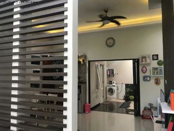 Rumah Cantik Taman rivera regency - Rungkut Surabaya, Strategis