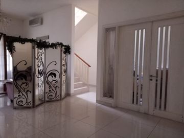 Rumah Raya Royal Residence Boulevard Furnished MURAH dkt WBM Citraland