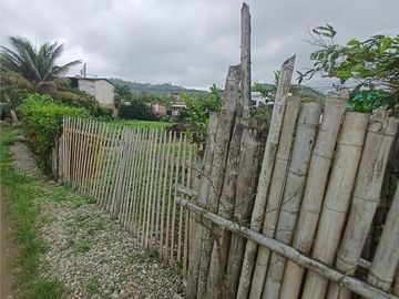 Las Tunas: Se Vende Terreno para Construcción en Zona Rural, Cerca del Mar y Frente al río en Las Tunas