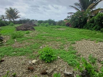 Las Tunas: Se Vende Terreno para Construcción en Zona Rural, Cerca del Mar y Frente al río en Las Tunas