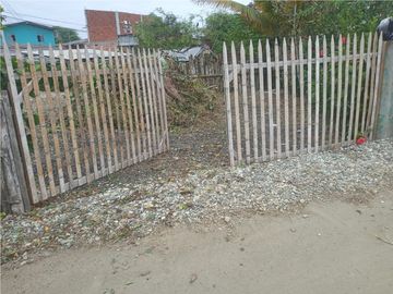 Las Tunas: Se Vende Terreno para Construcción en Zona Rural, Cerca del Mar y Frente al río en Las Tunas