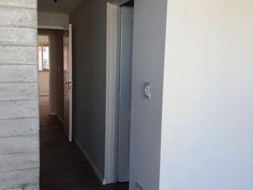 Piso de categoría en Lanusita, 4 amb. con cochera. Edificio con PISCINA, SUM Y SOLARIUM. REBAJADO