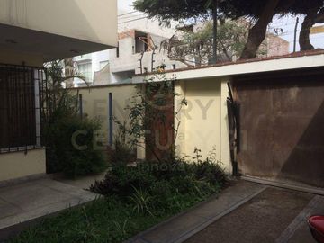 SURCO  OFERTABLE   PARÁMETROS  4 PISOS Y AIRES  CALLE CASTILLA LA VIEJA