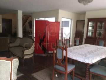SURCO  OFERTABLE   PARÁMETROS  4 PISOS Y AIRES  CALLE CASTILLA LA VIEJA