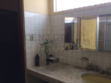 SURCO  OFERTABLE   PARÁMETROS  4 PISOS Y AIRES  CALLE CASTILLA LA VIEJA