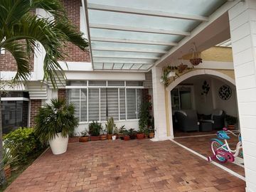 Venta de Casa en Floridablanca - Mediterrane La Toscana. Cod V8086