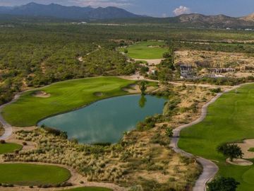 Villa con vista al mar,  jacuzzi, alberca, area de asador y  fogata, en residenc