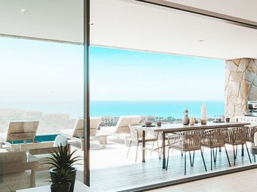Villa con vista al mar,  jacuzzi, alberca, area de asador y  fogata, en residenc