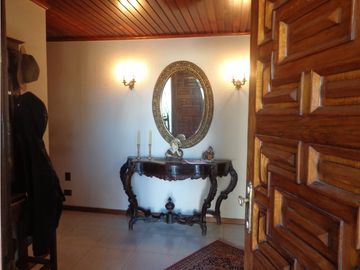¡OPORTUNIDAD! Destacable y Confortable propiedad en venta
