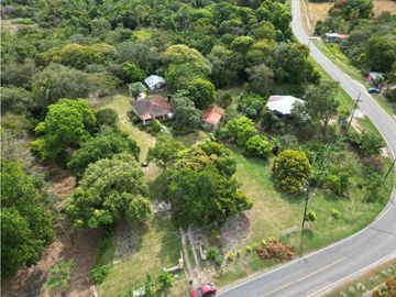 VENDO CASAS EN SAN CARLOS LAS UVAS