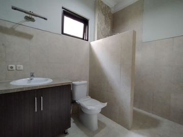 For Rent Single House at Pasar Minggu & Condition Unfurnished HSE-A0479