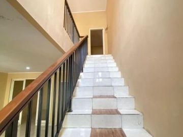 Dijual Murah Rumah Dalam Komplek Mewah Di Jatiwarna
