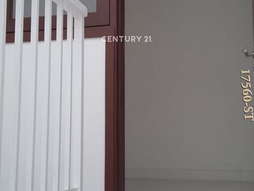 Disewakan Rumah Posisi Hook Dan Siap Huni Di Discovery Bintaro