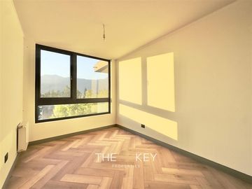 Departamento en venta de 3 dorm. en Vitacura