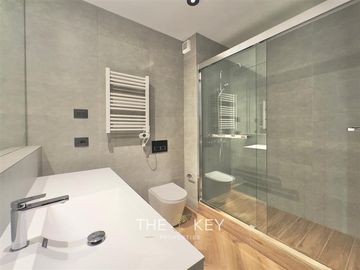 Departamento en venta de 3 dorm. en Vitacura