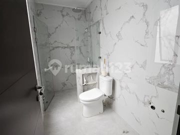 Disewakan Rumah Cluster Georgia Pik2 Milenial