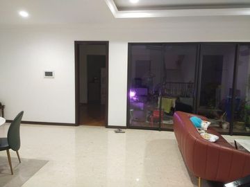 DIJUAL RUMAH DEPARK BSD LUAS 200 HADAP SELATAN JUAL RUGI