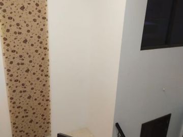 DIJUAL RUMAH DEPARK BSD LUAS 200 HADAP SELATAN JUAL RUGI