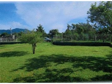 VENDO CASA EN TERRENO DE 2409M2 VOLCAN