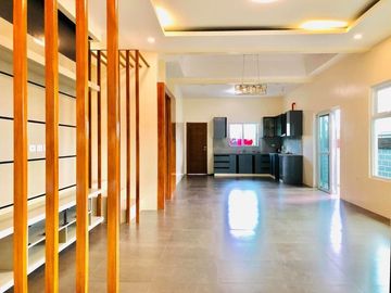 House for SALE with 3 Bedrooms in Cuayan Angeles City near Korean Town