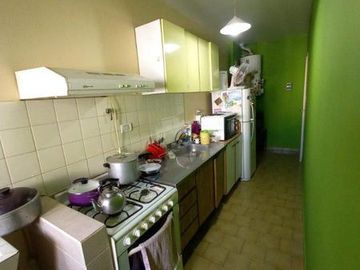 Departamento 4 amb 70m2. Externo. Las Lilas.