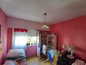 Departamento 4 amb 70m2. Externo. Las Lilas.