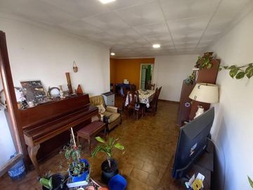 Departamento 4 amb 70m2. Externo. Las Lilas.