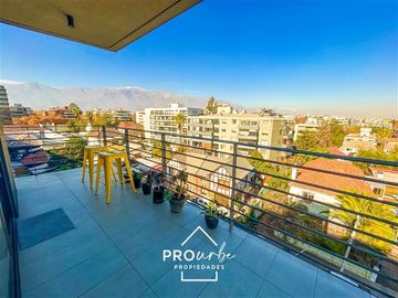 Venta Departamento, con vista panóramica,3 dorm Providencia.