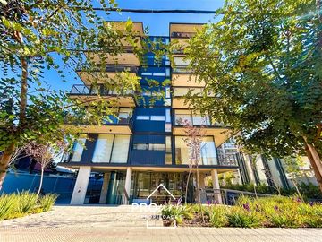 Venta Departamento, con vista panóramica,3 dorm Providencia.