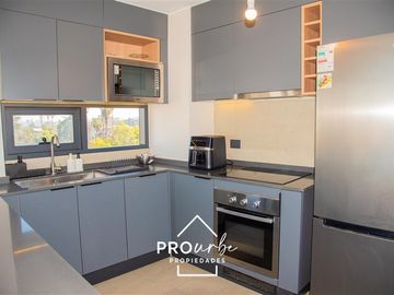 Venta Departamento, con vista panóramica,3 dorm Providencia.