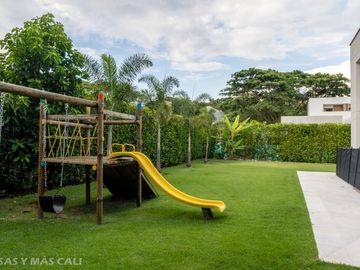 Casa en venta en Cali. Cod V5637