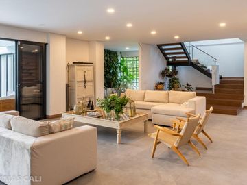 Casa en venta en Cali. Cod V5637